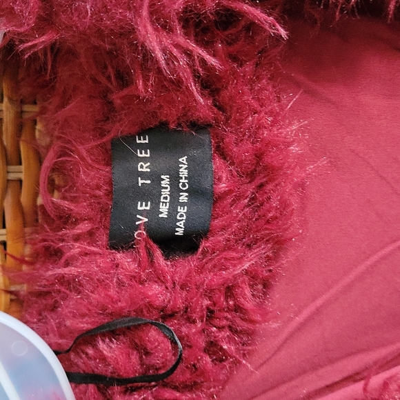 (3 for $25)Love Tree Medium Burgundy shag sherpa jacket - Picture 3 of 8